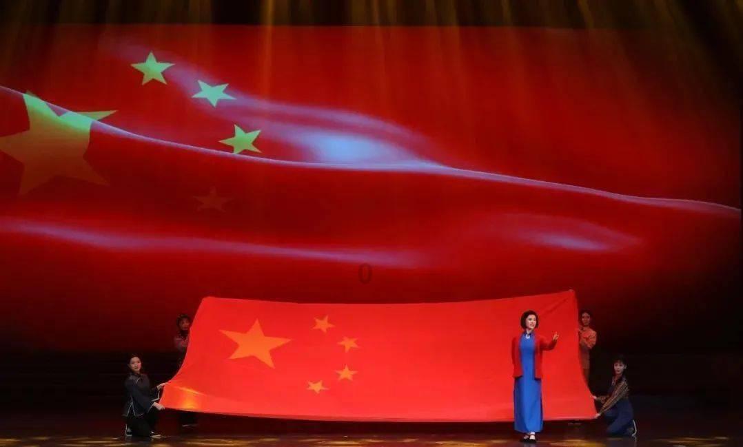 奉节:养猪场臭气扰民 “民生之声”解民忧